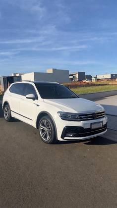 VOLKSWAGEN TIGUAN 2.0 350 TSI GASOLINA ALLSPACE R-LINE 4MOTION DSG VOLKSWAGEN TIGUAN 2.0 350 TSI GASOLINA ALLSPACE R-LINE 4MOTION DSG